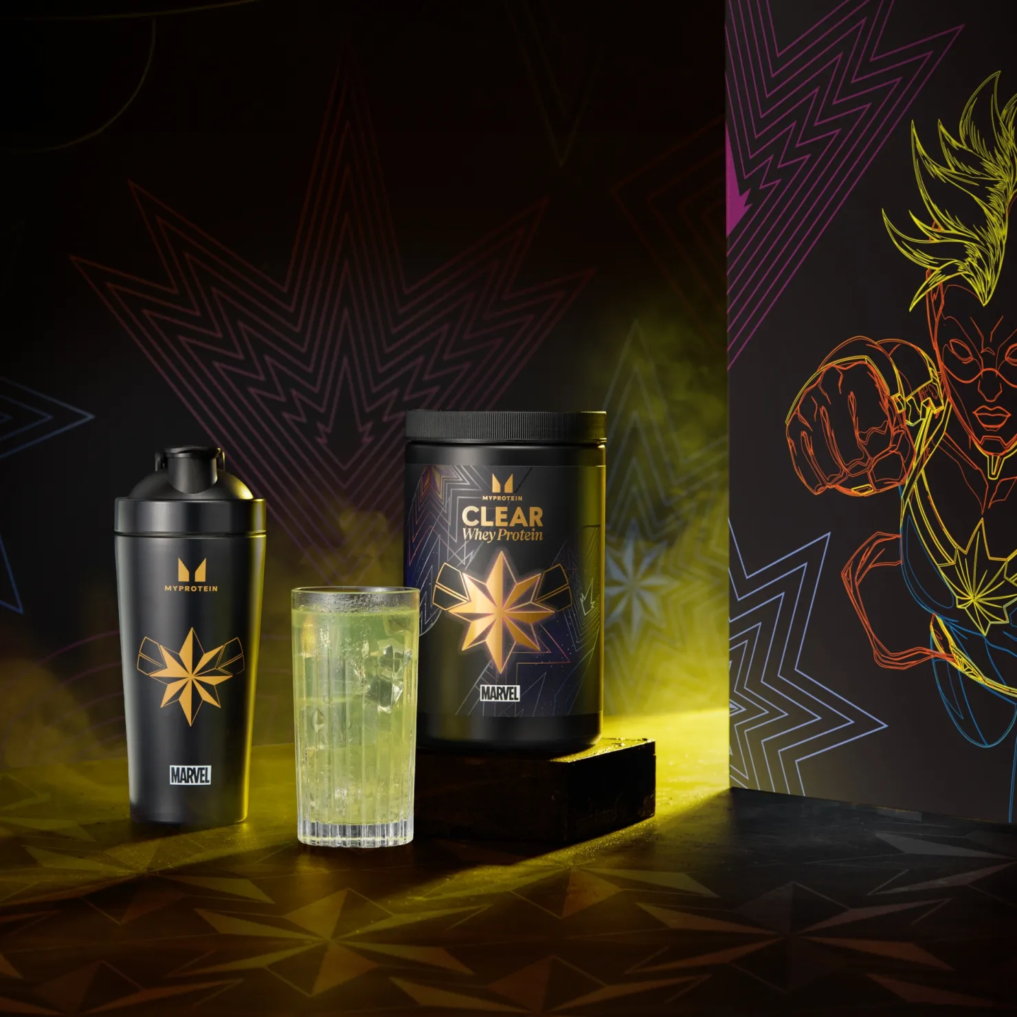 MYPROTEIN Metall-Shaker Captain Marvel* Flaschen & Shaker | Flaschen & Shaker