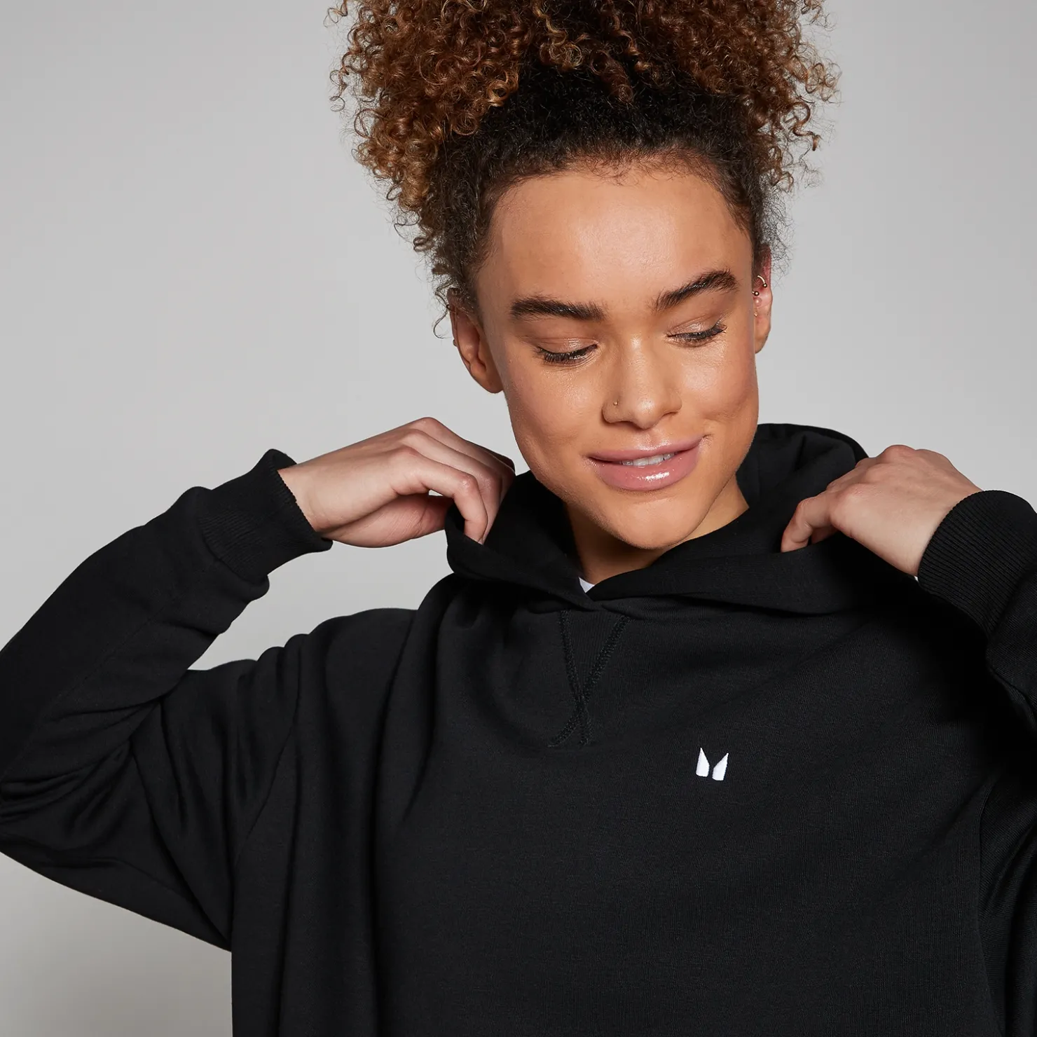 MYPROTEIN MP Damen Basics Oversize-Kapuzenpulli – Schwarz*Damen Hoodies