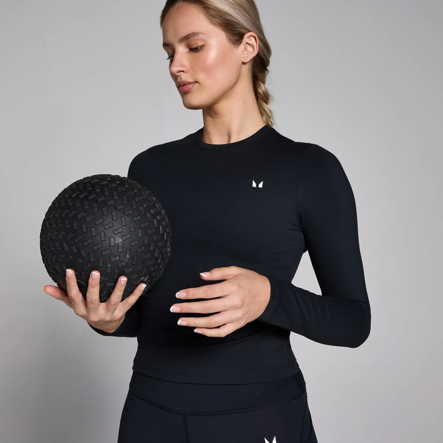 MYPROTEIN MP Damen Tempo Good Body Fit Langarm-Oberteil – Schwarz*Damen Shorts