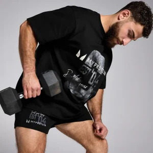 MYPROTEIN MP Herren Origin Sweatshorts, 13 cm, mit Grafik*Herren Shorts