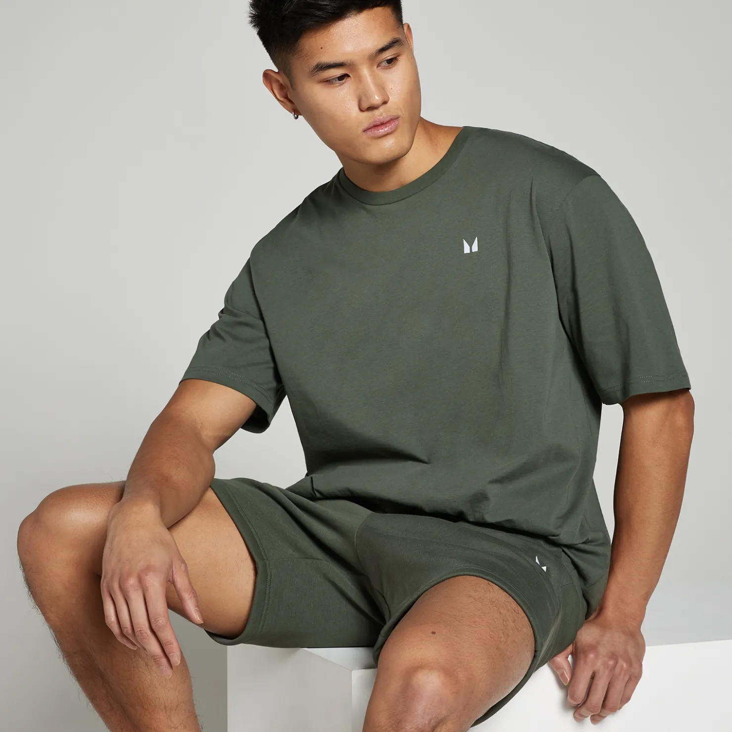 MYPROTEIN MP Herren Rest Day Oversize-T-Shirt – Thymian*Herren T-Shirts & Tops