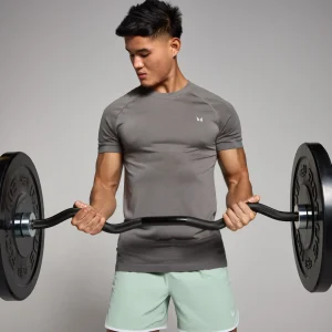 MYPROTEIN MP Herren Tempo nahtloses T-Shirt – Felsgrau*Herren T-Shirts & Tops