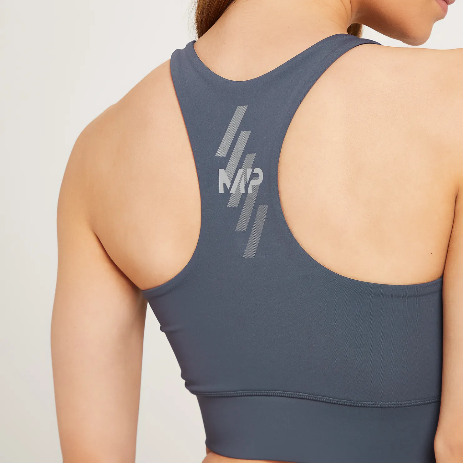 MYPROTEIN MP Women's Linear Mark Training Sports Bra — Graphit*Damen Sports Bras