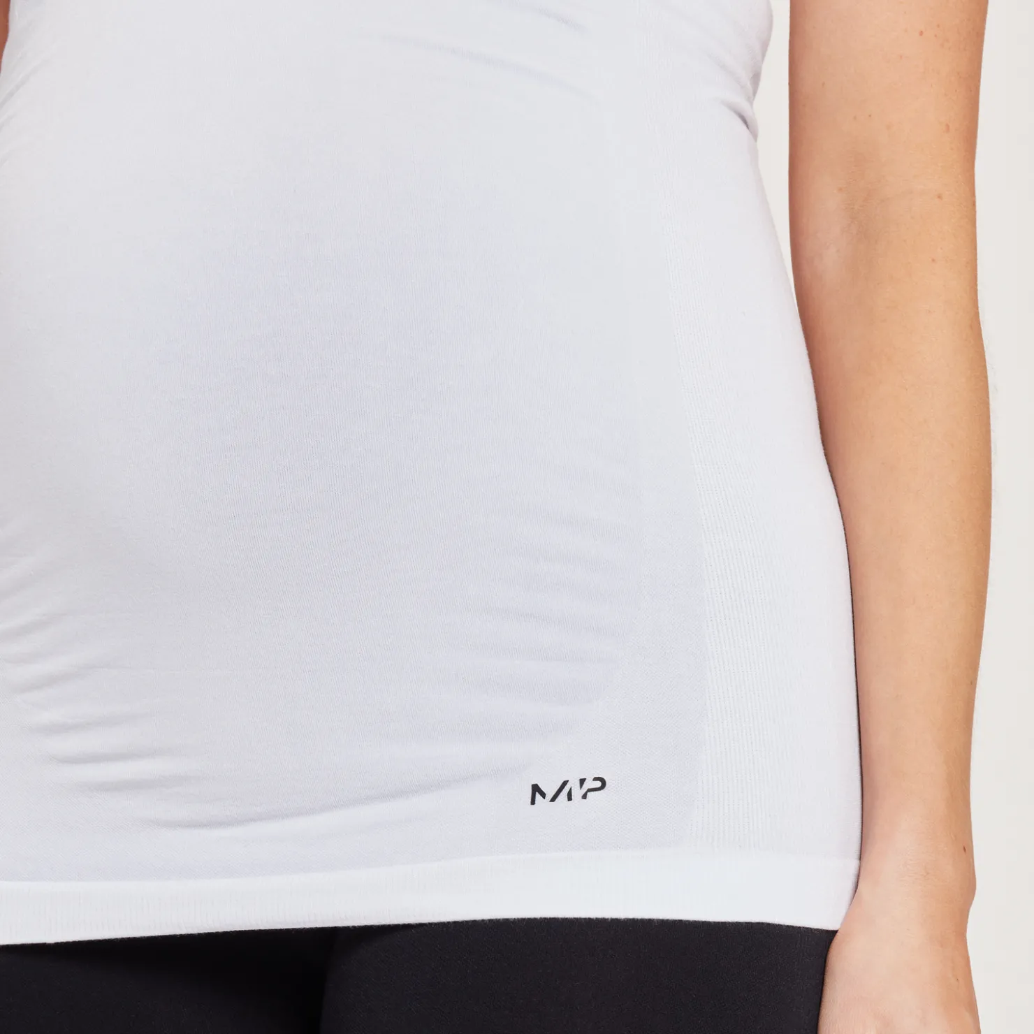 MYPROTEIN MP Women's Maternity Seamless Vest — Weiß*Damen Schwangerschaft | Sporttops